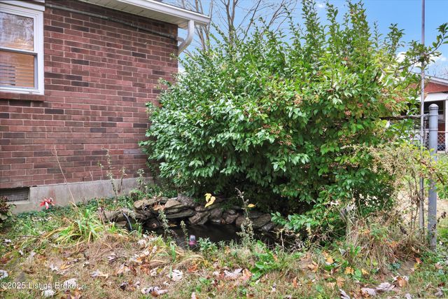 7509 Sherrard Dr, Louisville, KY 40258