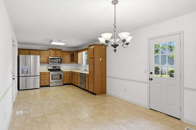 8708 Oak View Drive, Chattanooga, TN 37421