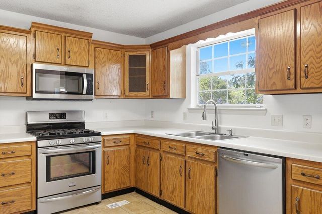 8708 Oak View Drive, Chattanooga, TN 37421