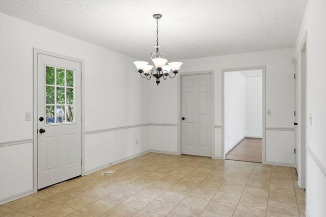 8708 Oak View Drive, Chattanooga, TN 37421