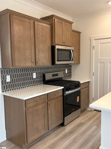 5103 Sunnycreek Drive, Boiling Springs, SC 29316