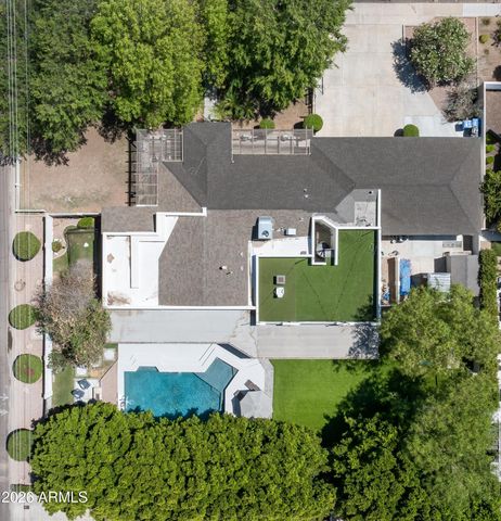 3744 E TURNEY Avenue, Phoenix, AZ 85018