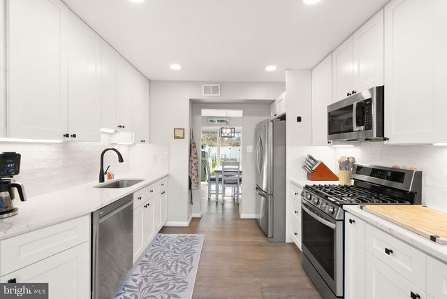 7393 COLTON LN, Manassas, VA 20109