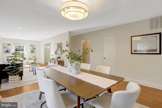 216 DUNCAN AVE, Alexandria, VA 22301