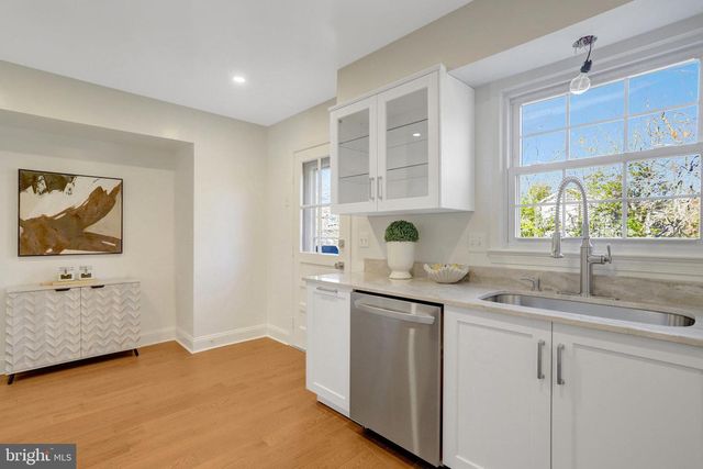 216 DUNCAN AVE, Alexandria, VA 22301