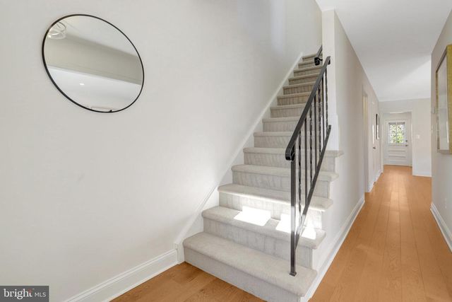 216 DUNCAN AVE, Alexandria, VA 22301