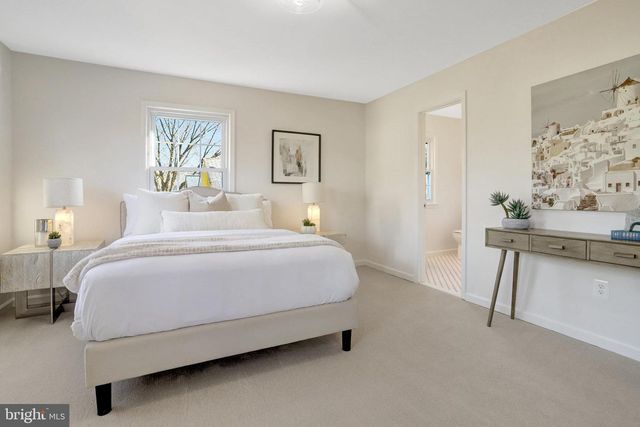 216 DUNCAN AVE, Alexandria, VA 22301