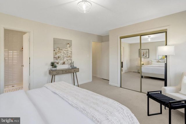 216 DUNCAN AVE, Alexandria, VA 22301