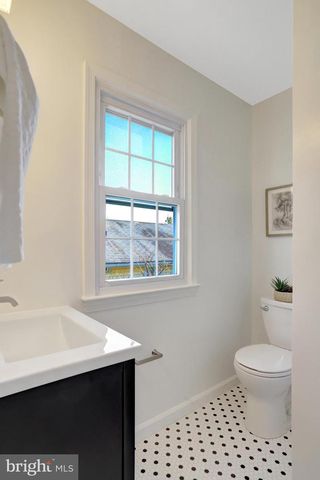 216 DUNCAN AVE, Alexandria, VA 22301