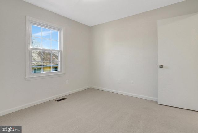 216 DUNCAN AVE, Alexandria, VA 22301