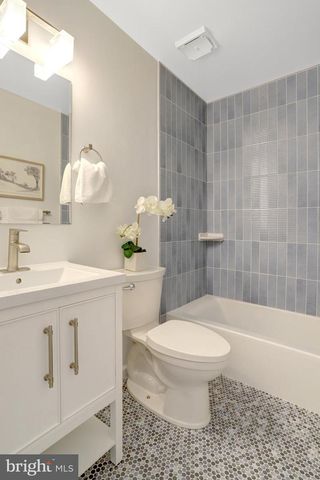 216 DUNCAN AVE, Alexandria, VA 22301