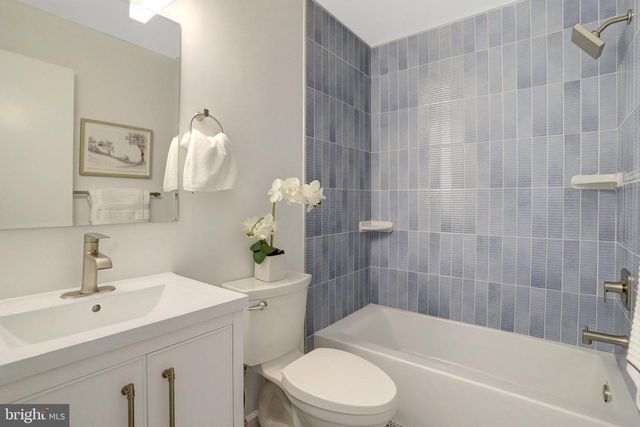 216 DUNCAN AVE, Alexandria, VA 22301