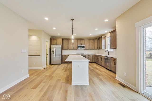 7604 Brownstone Court, Greenfield, IN 46140