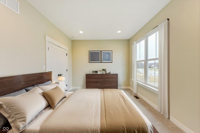 7604 Brownstone Court, Greenfield, IN 46140