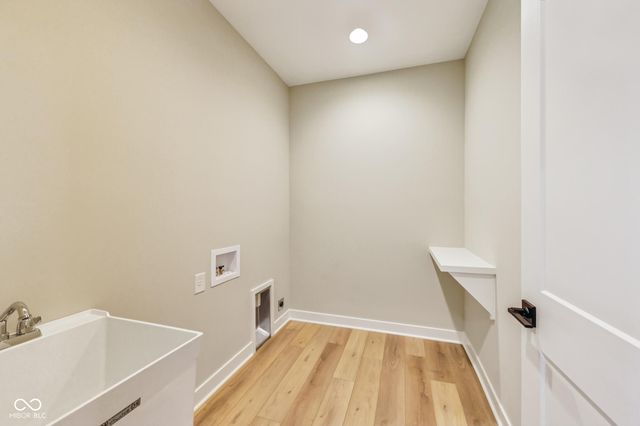 7604 Brownstone Court, Greenfield, IN 46140