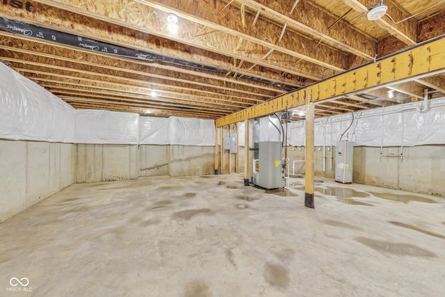 7604 Brownstone Court, Greenfield, IN 46140