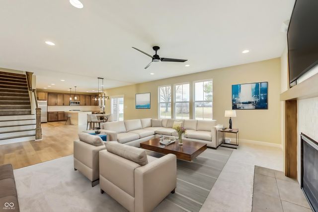 7604 Brownstone Court, Greenfield, IN 46140