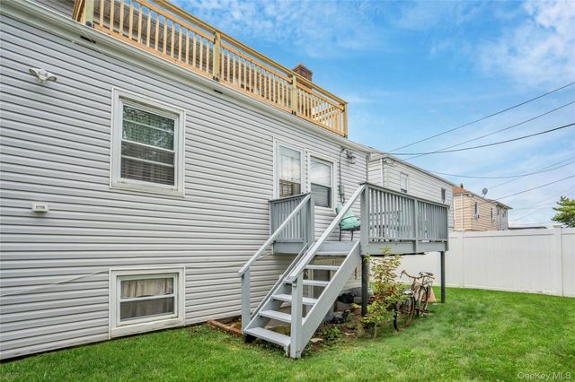 623 W Park Avenue, Long Beach, NY 11561