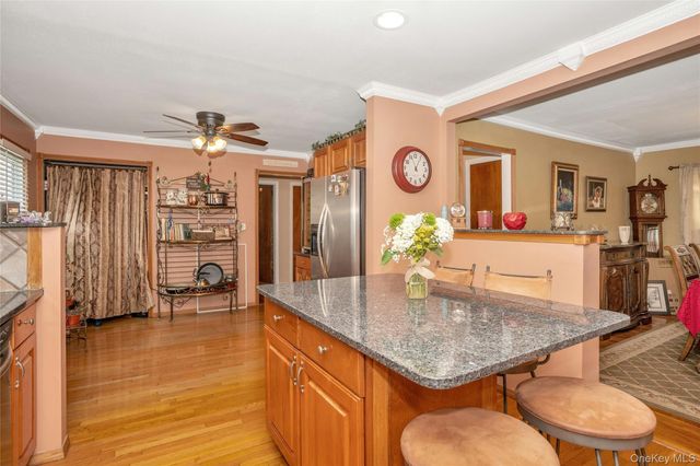 623 W Park Avenue, Long Beach, NY 11561