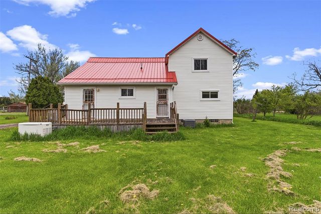 1145 S Washburn Road, Davison, MI 48423