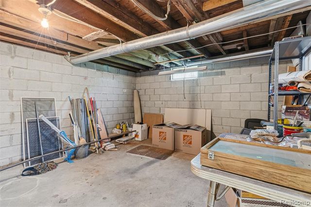 1145 S Washburn Road, Davison, MI 48423