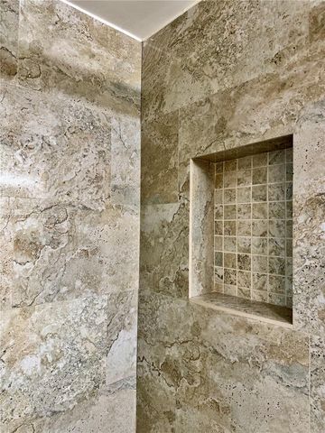 2780 NE 183rd St 2012, Aventura, FL 33160