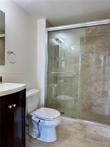 2780 NE 183rd St 2012, Aventura, FL 33160