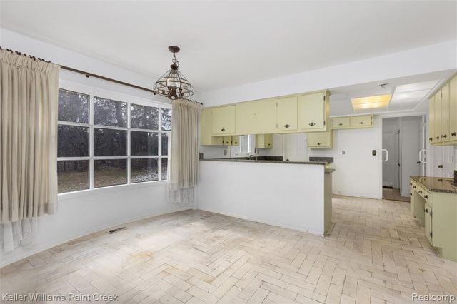 4732 Barcroft Way, Sterling Heights, MI 48310