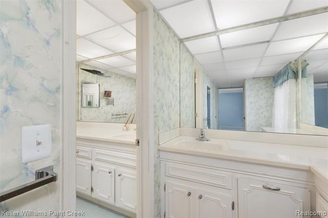 4732 Barcroft Way, Sterling Heights, MI 48310