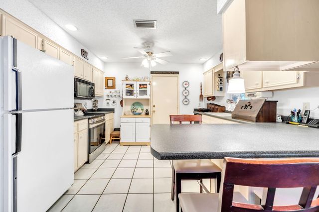 504 Kelly Street, Destin, FL 32541