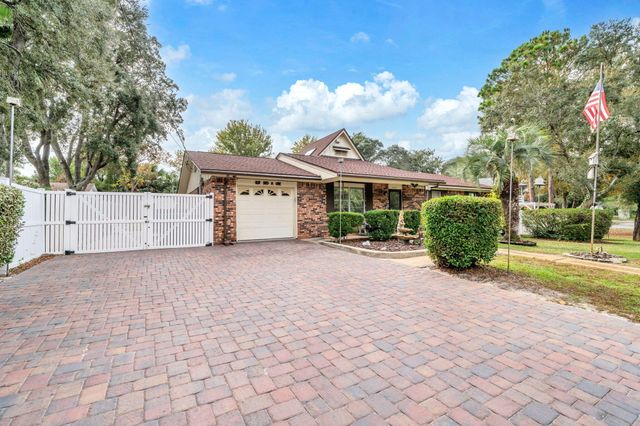 504 Kelly Street, Destin, FL 32541