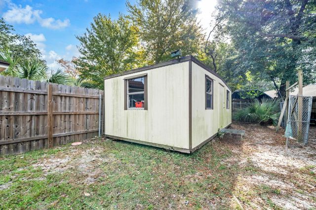 504 Kelly Street, Destin, FL 32541