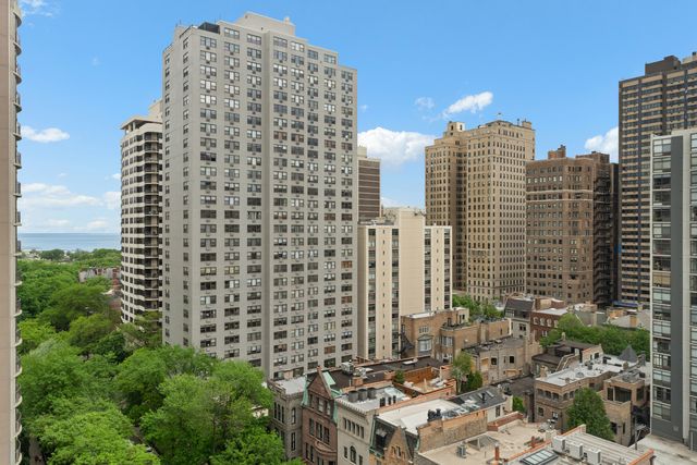 1410 N State Street 15A, Chicago, IL 60610