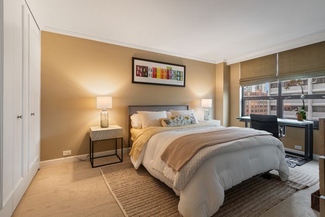 1410 N State Street 15A, Chicago, IL 60610