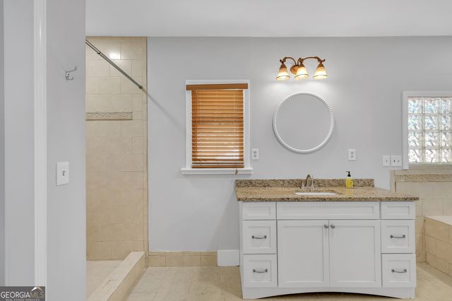 4934 Shiloh Drive, Loganville, GA 30052