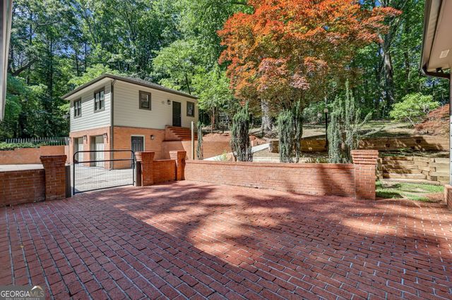 4934 Shiloh Drive, Loganville, GA 30052