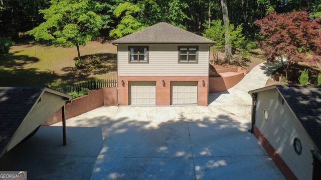 4934 Shiloh Drive, Loganville, GA 30052