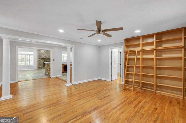 4934 Shiloh Drive, Loganville, GA 30052