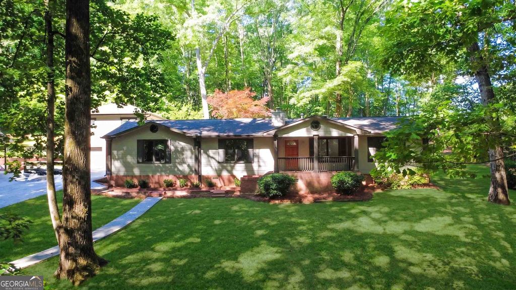 4934 Shiloh Drive, Loganville, GA 30052