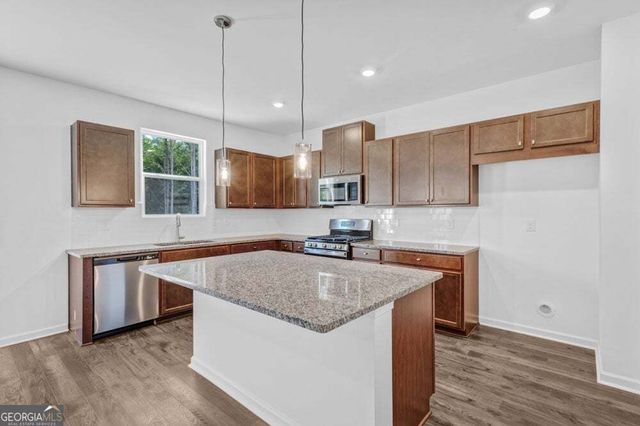 1315 Windance Lake Drive, Loganville, GA 30052