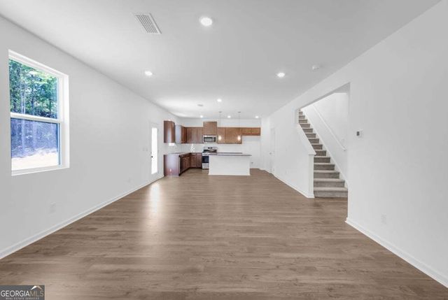 1315 Windance Lake Drive, Loganville, GA 30052