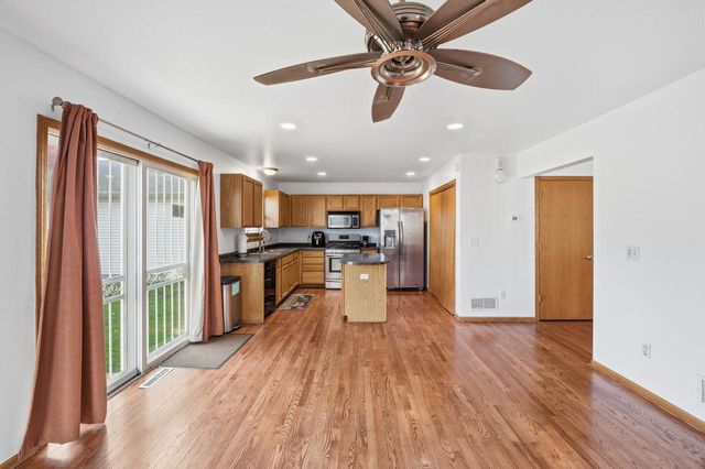 1810 N 19th STREET, Milwaukee, WI 53205
