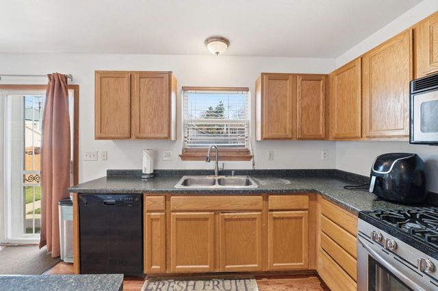 1810 N 19th STREET, Milwaukee, WI 53205