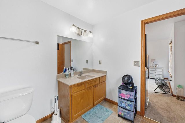 1810 N 19th STREET, Milwaukee, WI 53205