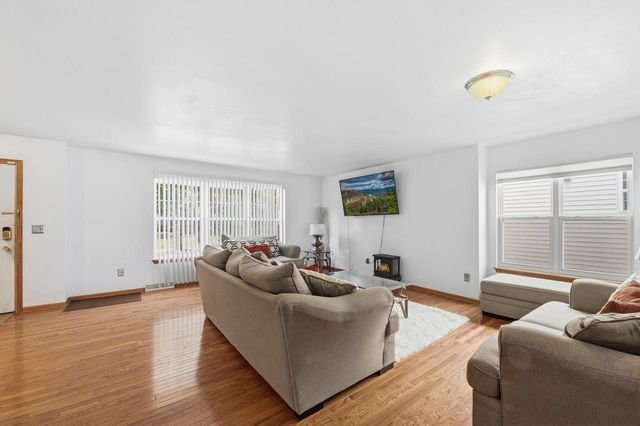 1810 N 19th STREET, Milwaukee, WI 53205