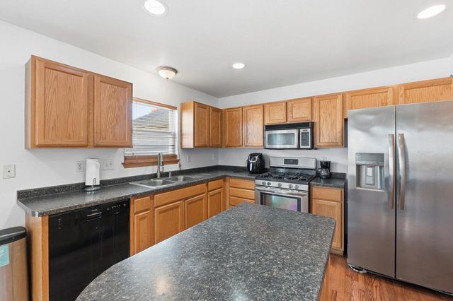1810 N 19th STREET, Milwaukee, WI 53205