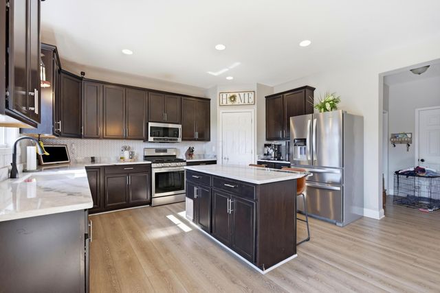 15115 Home Court, Ashville, OH 43103