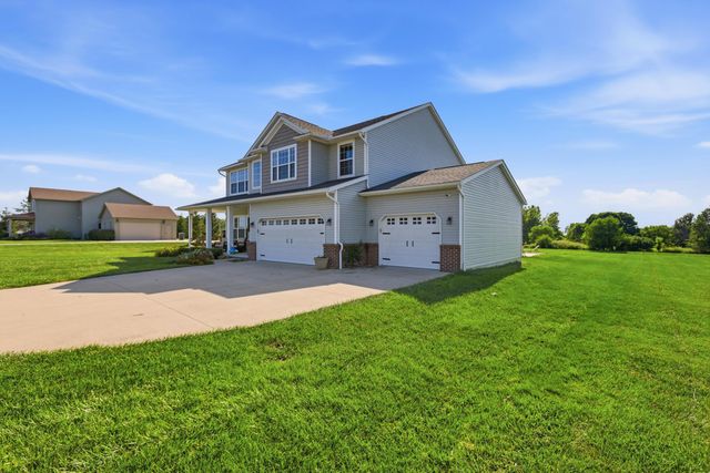 15115 Home Court, Ashville, OH 43103