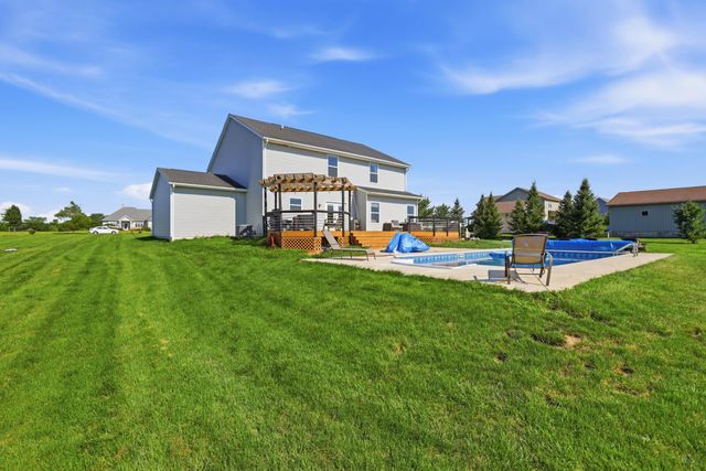 15115 Home Court, Ashville, OH 43103