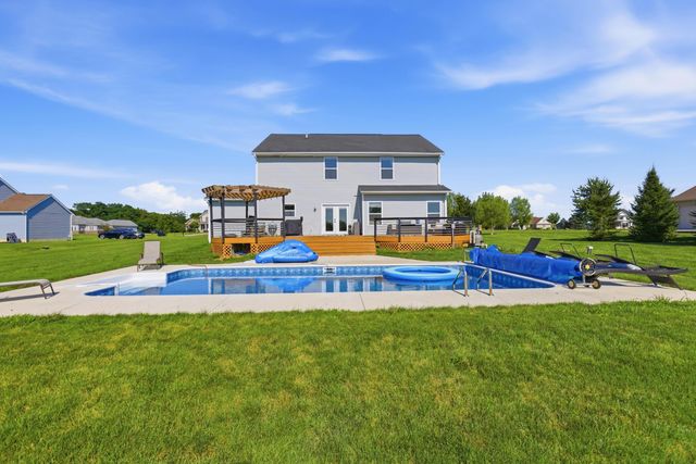 15115 Home Court, Ashville, OH 43103